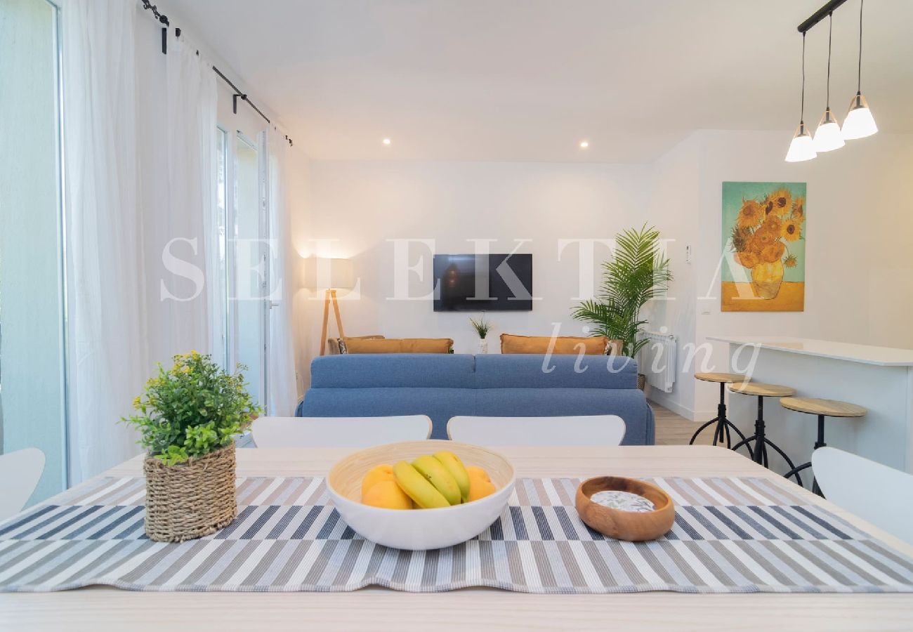Apartment in Madrid - Deluxe Apartment Castellana Suites II